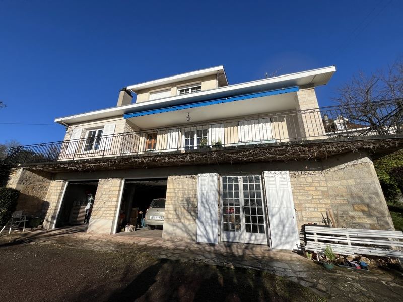 Vente Maison VILLEFRANCHE DE ROUERGUE - 6 pièces -175 m² - (12200)