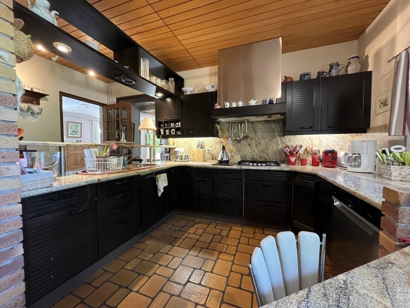 Vente Maison SAVIGNAC - 8 pièces -266 m² - (12200)