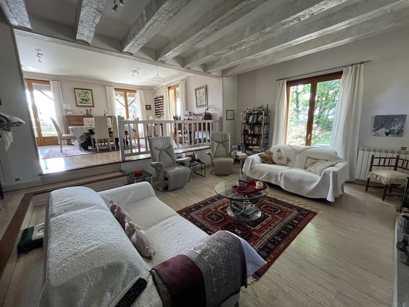 Vente Maison SAVIGNAC - 8 pièces -266 m² - (12200)