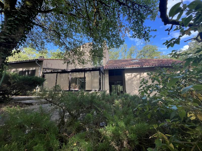 Vente Maison Villefranche-de-Rouergue - 7 pièces -275 m² - (12200)