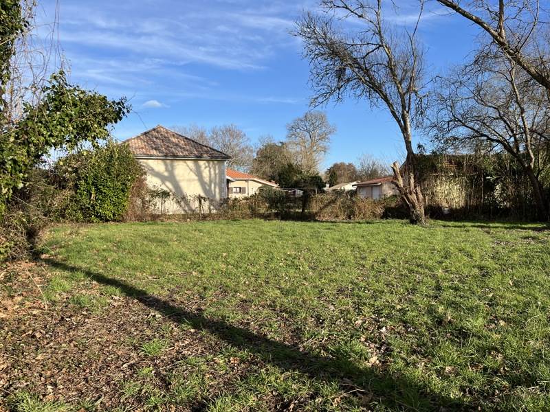 Vente Terrain LABOUHEYRE - -698 m² - (40210)