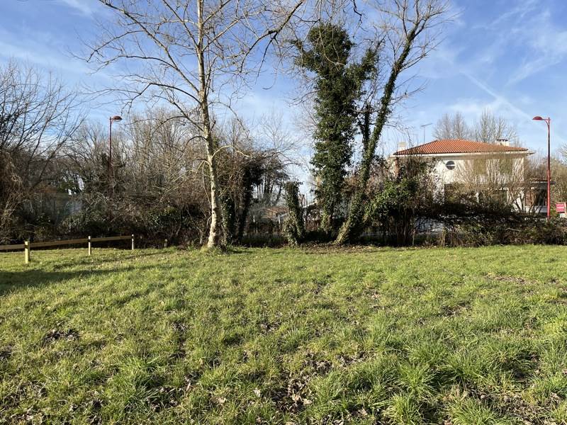 Vente Terrain LABOUHEYRE - -698 m² - (40210)
