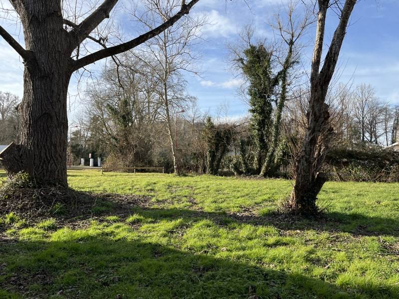Terrain à vendre · à Labouheyre · 82 500 €