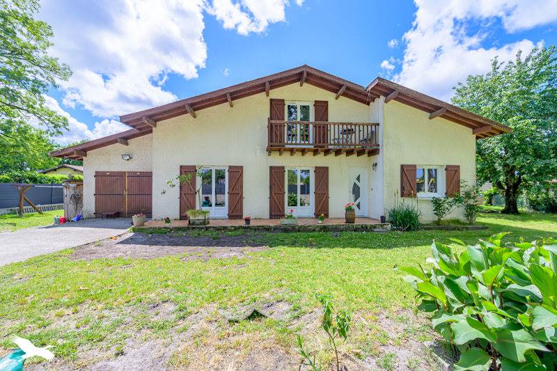 Maison 7 pièces 130 m² · à Labouheyre · 130 m² · 286 000 €