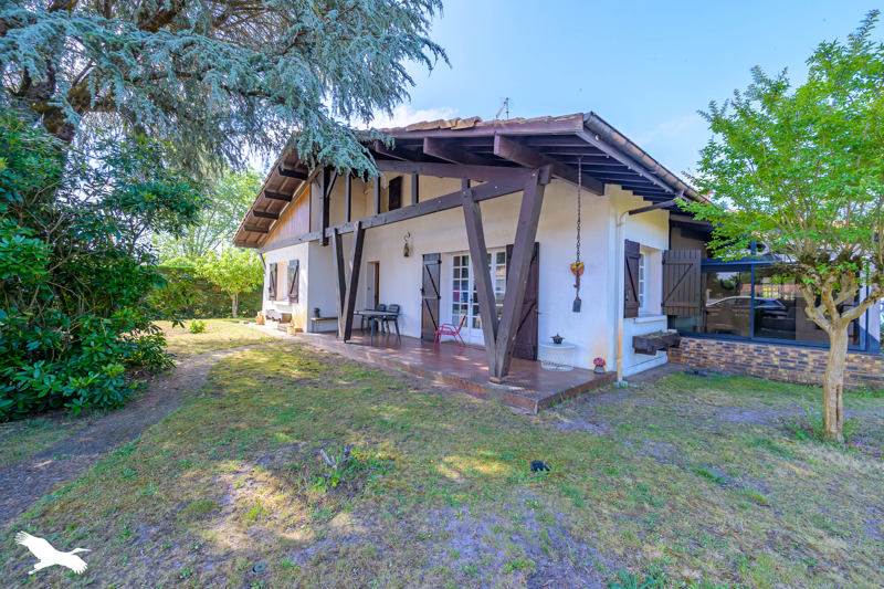 Vente Maison LABOUHEYRE - 7 pièces -120 m² - (40210)