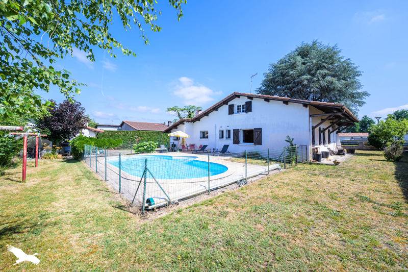 Vente Maison LABOUHEYRE - 7 pièces -120 m² - (40210)