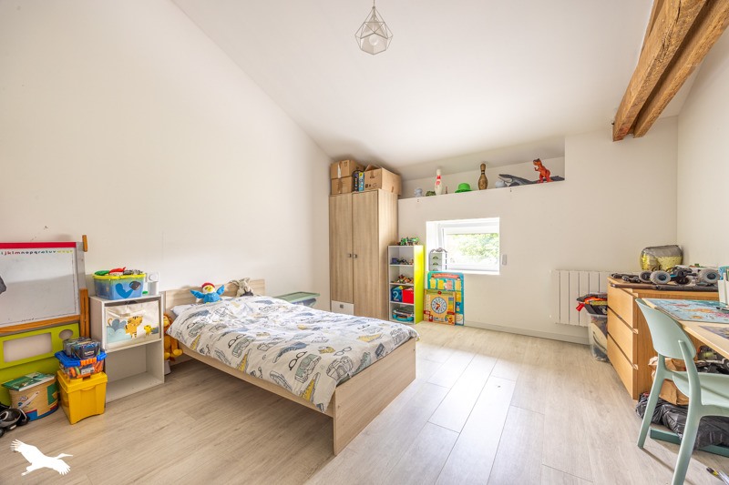 Vente Maison SOUVIGNE - 6 pièces -208 m² - (79800)