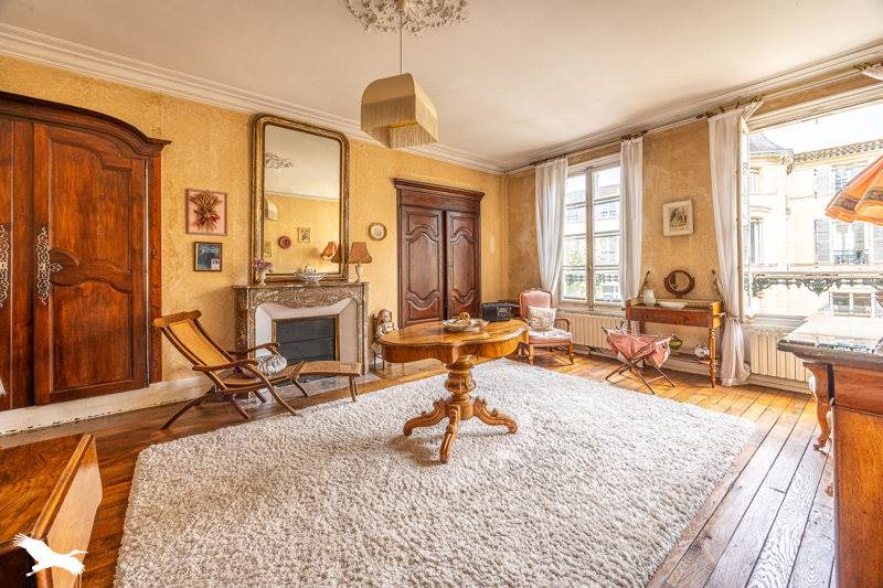 Vente Maison ST MAIXENT L ECOLE - 9 pièces -310 m² - (79400)