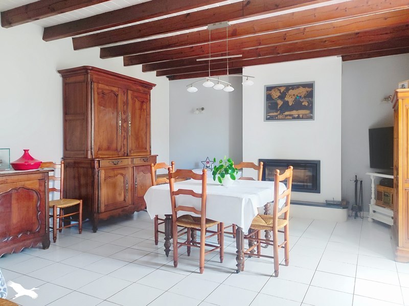 Vente Maison AZAY LE BRULE - 5 pièces -145 m² - (79400)