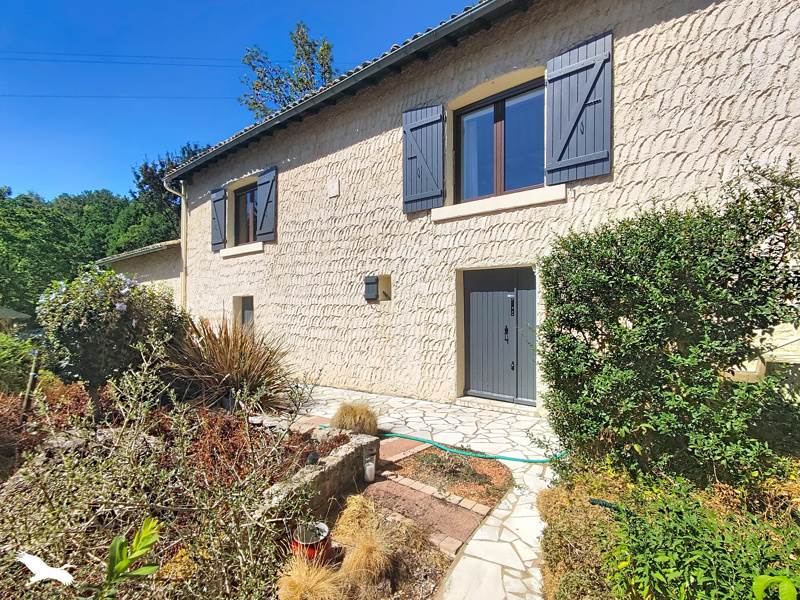 Vente Maison AZAY LE BRULE - 5 pièces -145 m² - (79400)
