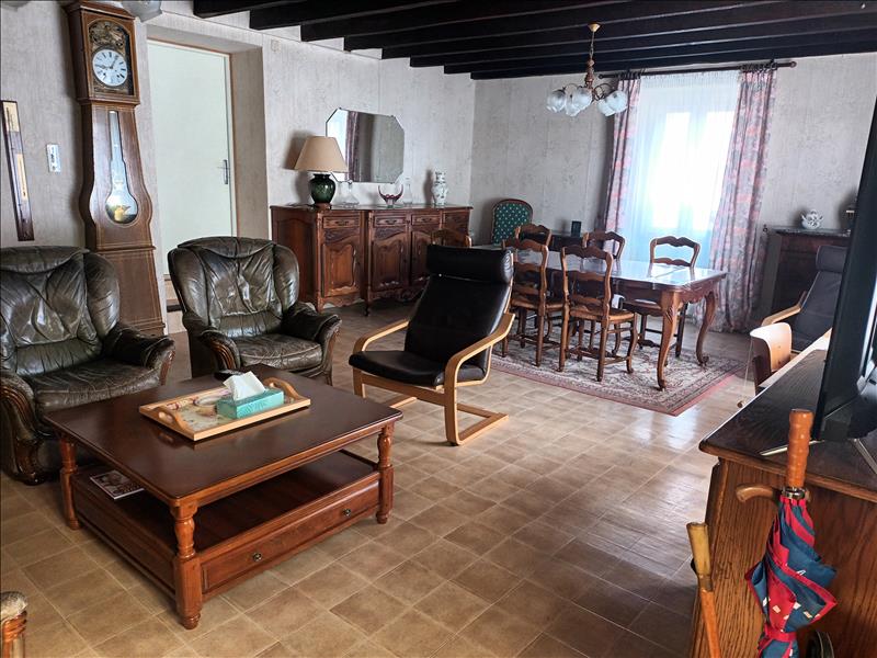 Vente Maison ST CONSTANT FOURNOULES - 7 pièces -190 m² - (15600)