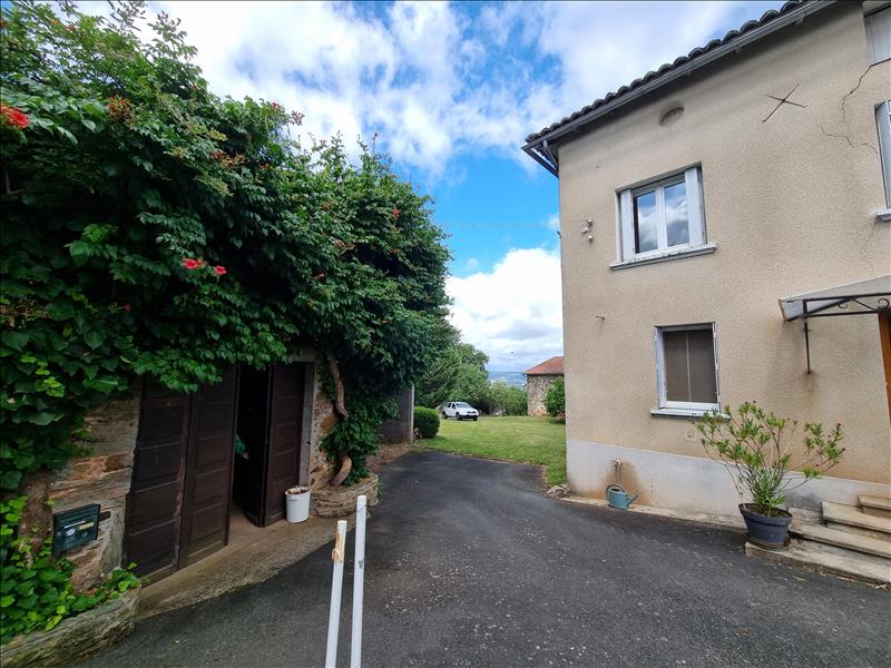 Vente Maison ST CONSTANT FOURNOULES - 7 pièces -190 m² - (15600)