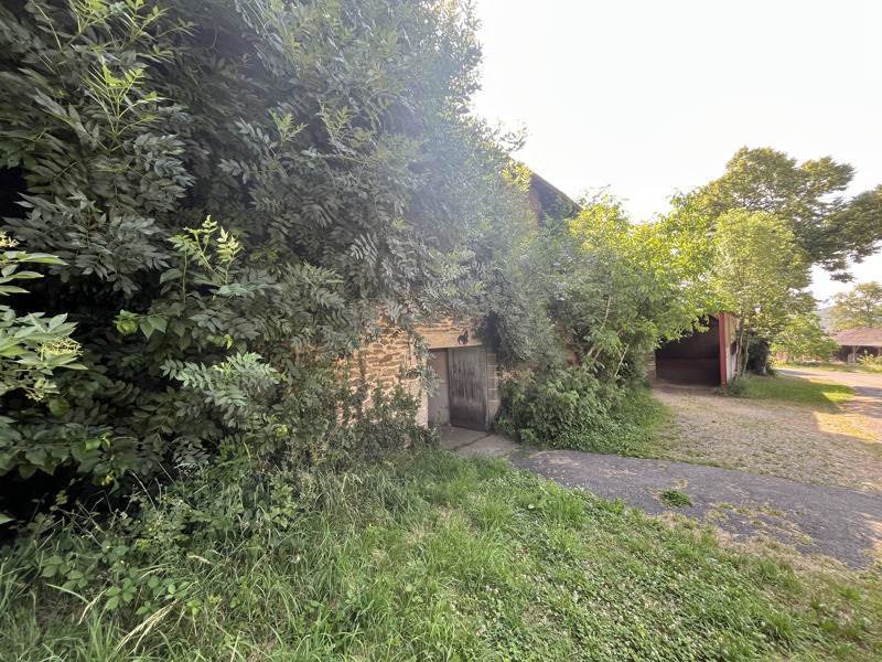 Vente Maison LEYNHAC - 5 pièces -150 m² - (15600)