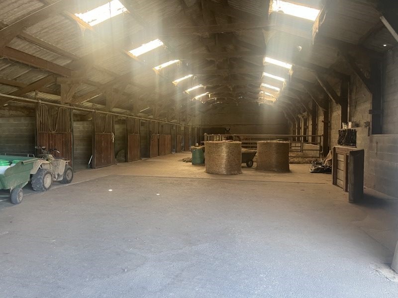 Vente Maison LEYNHAC - 5 pièces -150 m² - (15600)