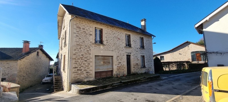 Vente Maison LAURESSES - 7 pièces -198 m² - (46210)