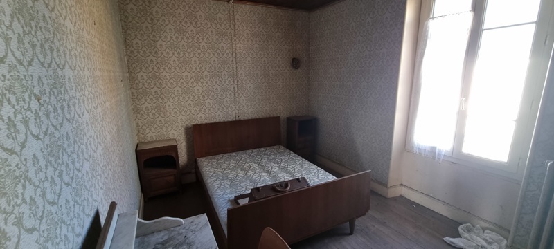Vente Maison LAURESSES - 7 pièces -198 m² - (46210)