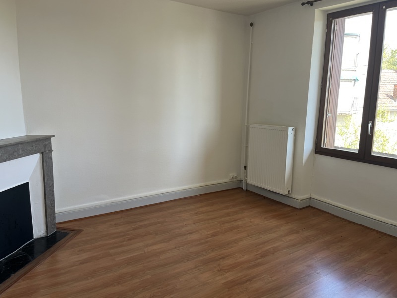 Vente Maison LATRONQUIERE - 19 pièces -456 m² - (46210)