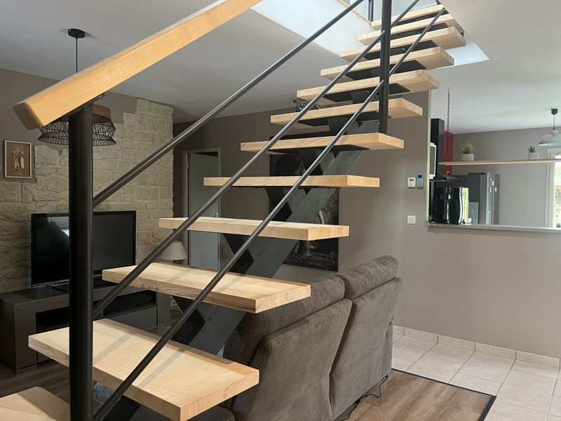 Vente Maison CASSANIOUZE - 5 pièces -130 m² - (15340)