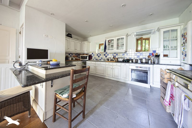 Vente Maison LAURESSES - 6 pièces -350 m² - (46210)