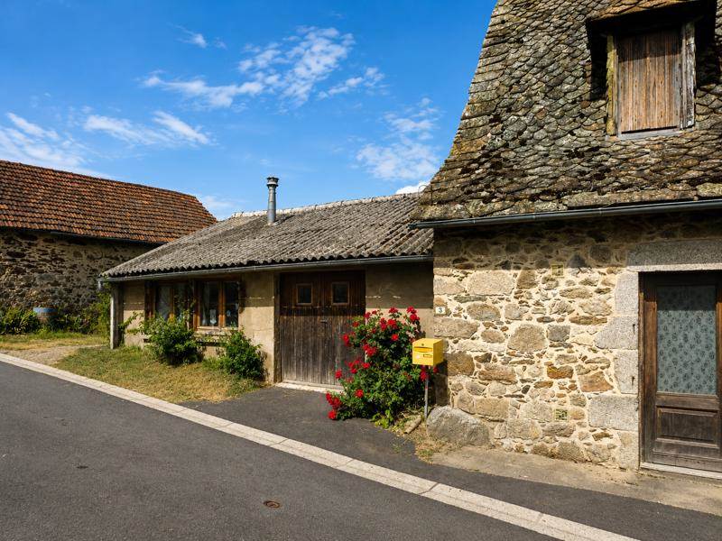 Vente Maison CASSANIOUZE - 4 pièces -64 m² - (15340)