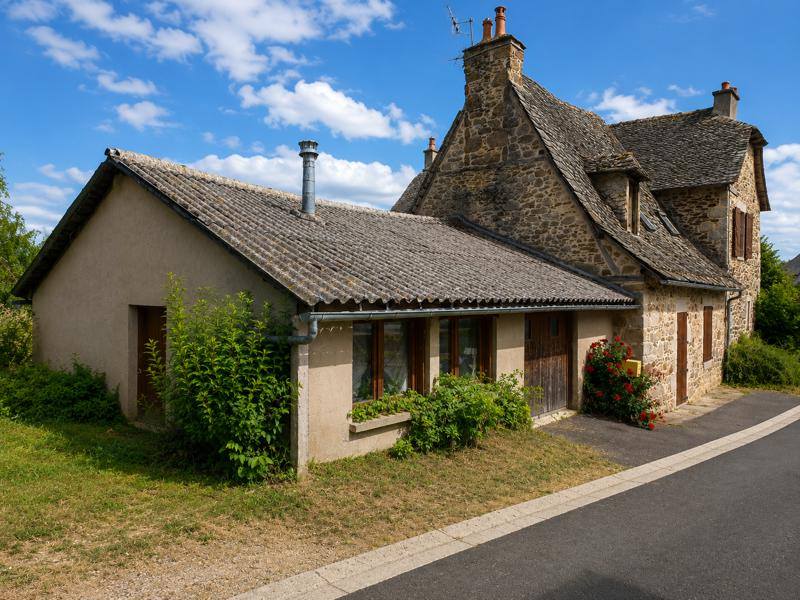 Vente Maison CASSANIOUZE - 4 pièces -64 m² - (15340)
