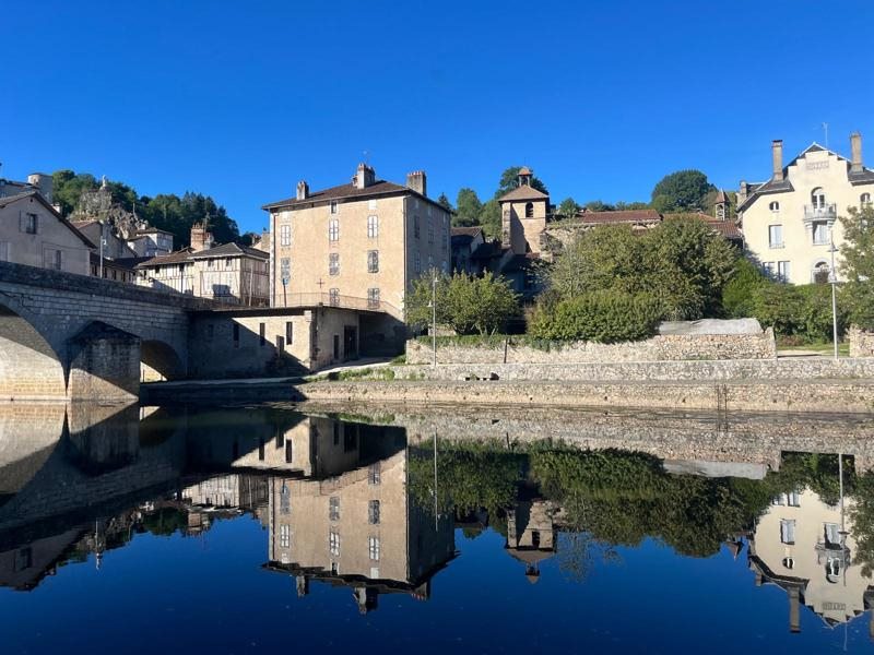 Vente Immeuble Laroquebrou - -  450 m² - (15150)