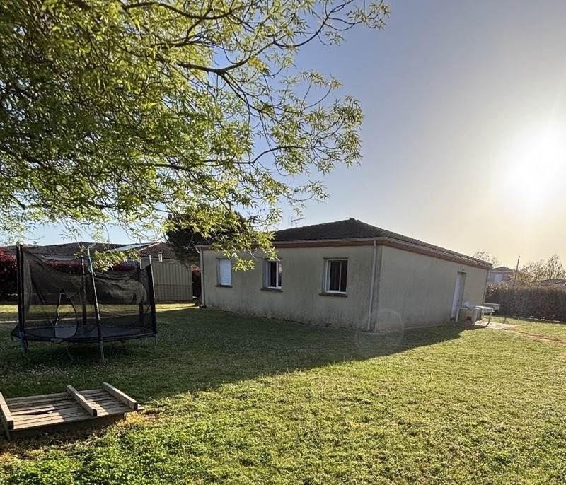 Vente Maison BRESSOLS - 4 pièces -90 m² - (82710)