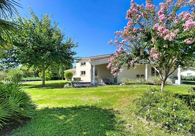 Vente Maison MONTECH - 6 pièces -168 m² - (82700)
