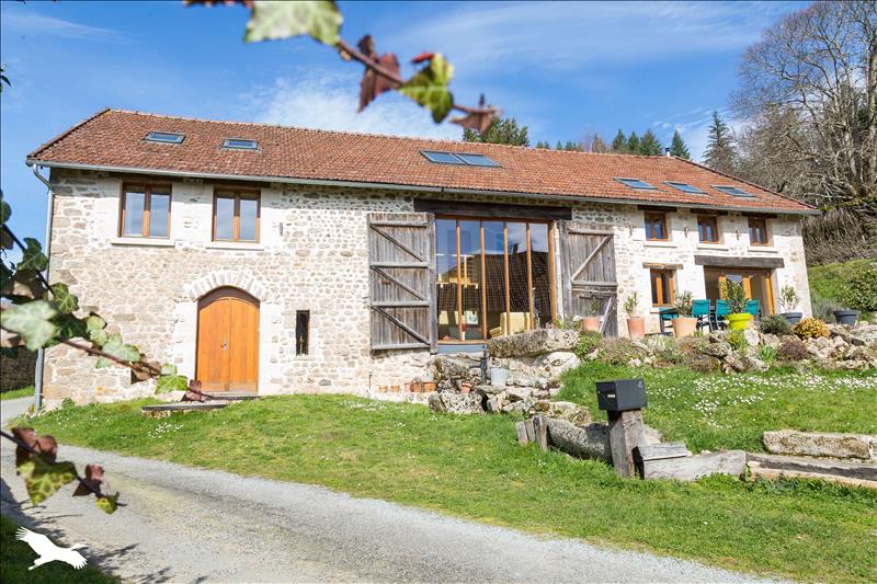 Vente Maison ST AMAND JARTOUDEIX - 6 pièces -210 m² - (23400)