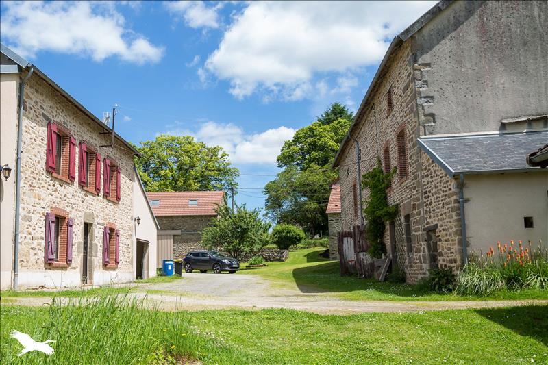 Vente Maison JANAILLAT - 6 pièces -170 m² - (23250)