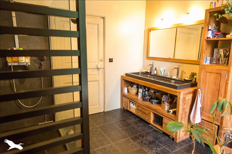 Vente Maison BOURGANEUF - 8 pièces -300 m² - (23400)