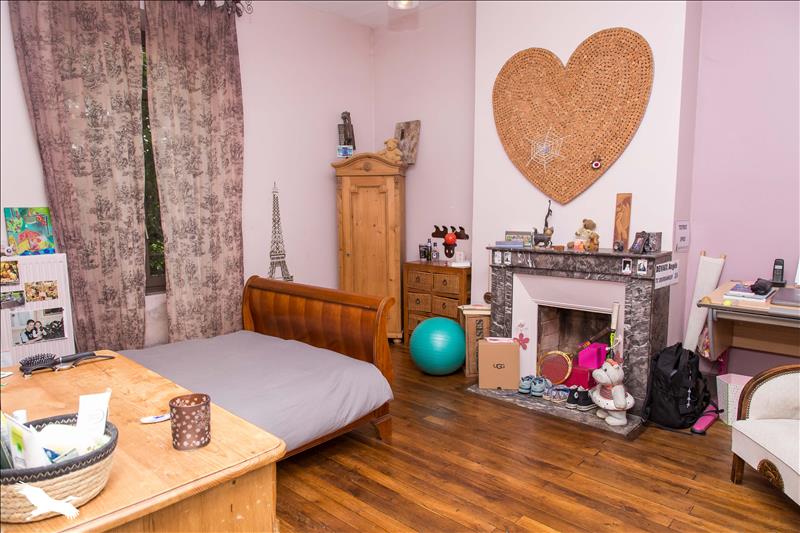 Vente Maison BOURGANEUF - 8 pièces -300 m² - (23400)