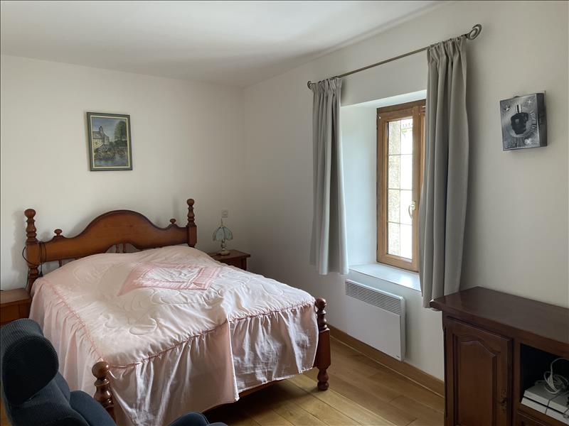 Vente Maison VIDAILLAT - 7 pièces -174 m² - (23250)