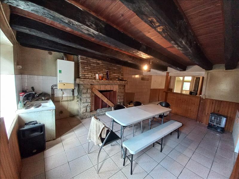 Vente Maison ST HILAIRE LE CHATEAU - 4 pièces -97 m² - (23250)