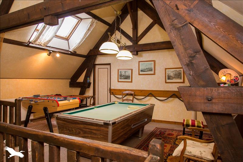 Vente Maison MONTBOUCHER - 10 pièces -316 m² - (23400)