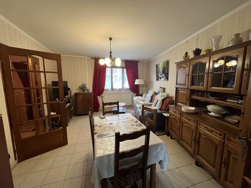 Vente Maison BOURGANEUF - 5 pièces -100 m² - (23400)