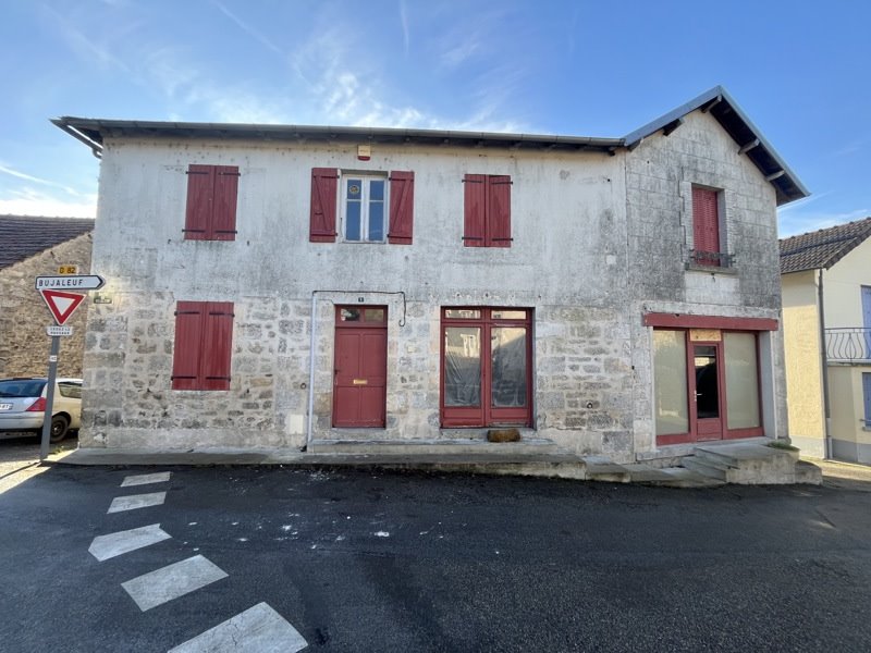 Vente Maison ST MOREIL - 5 pièces -274 m² - (23400)