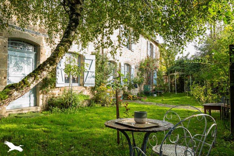 Vente Maison LE MONTEIL AU VICOMTE - 9 pièces -300 m² - (23460)