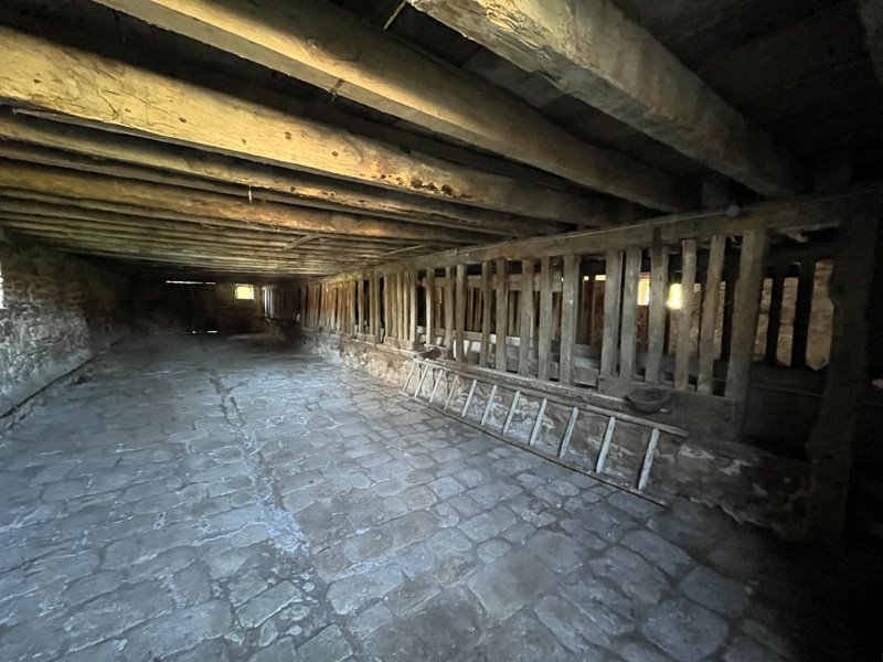 Vente Maison MONTBOUCHER - 9 pièces -207 m² - (23400)