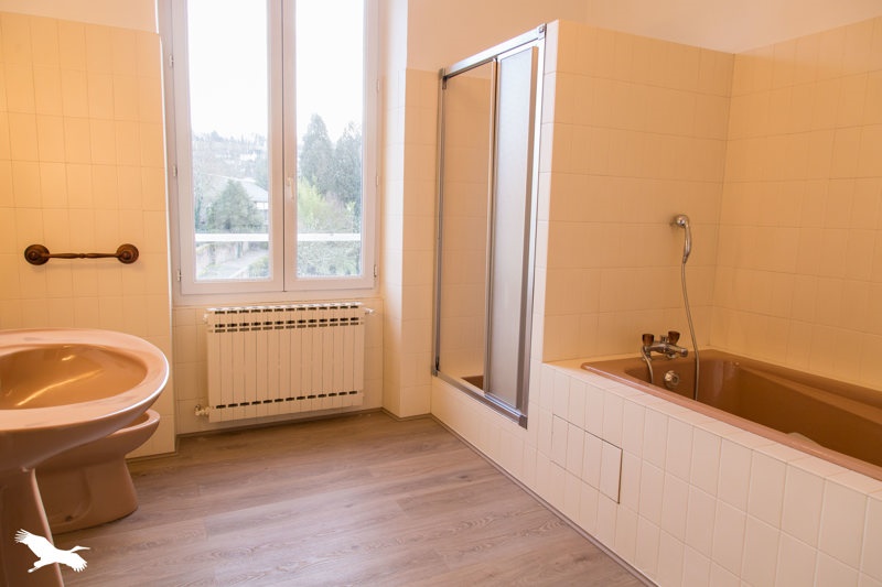 Vente Maison BOURGANEUF - 6 pièces -216 m² - (23400)