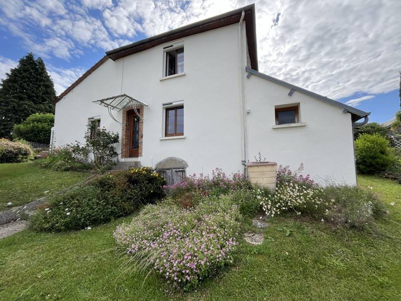 Vente Maison CEYROUX - 5 pièces -123 m² - (23210)