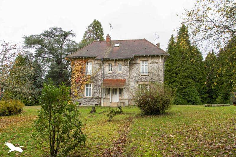 Vente Maison BOURGANEUF - 8 pièces -220 m² - (23400)