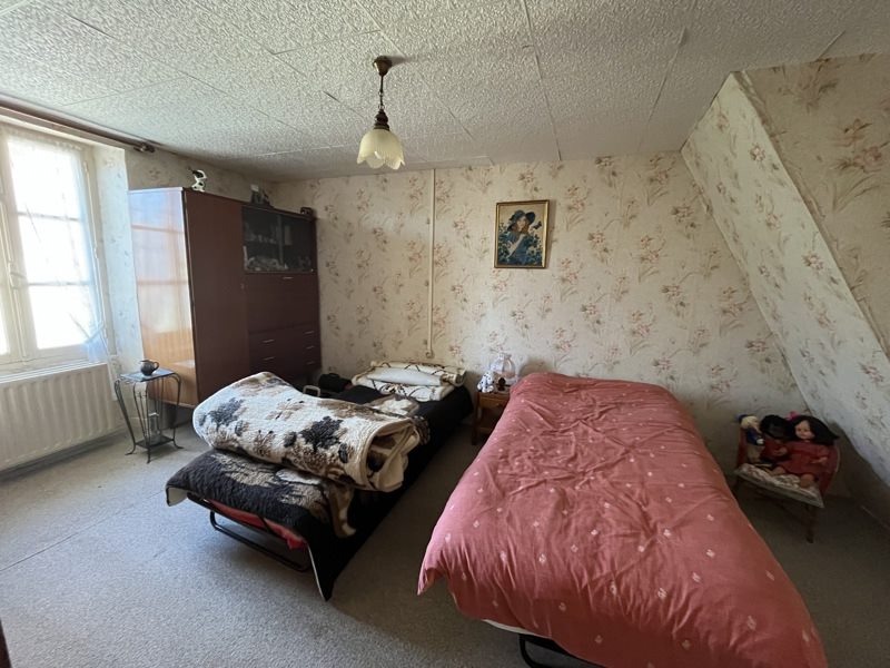 Vente Maison BOSMOREAU LES MINES - 9 pièces -190 m² - (23400)