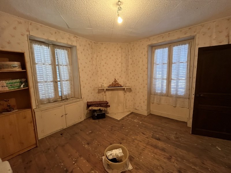 Vente Maison BOSMOREAU LES MINES - 9 pièces -190 m² - (23400)