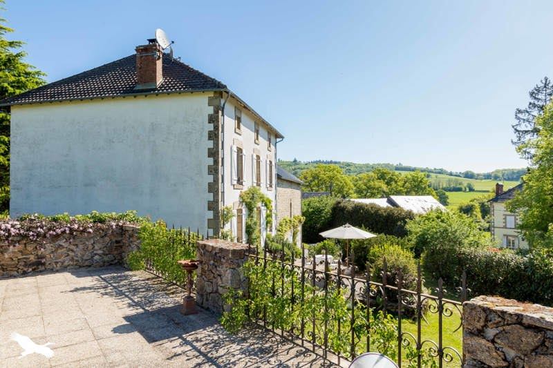 Vente Maison ST DIZIER MASBARAUD - 6 pièces -261 m² - (23400)