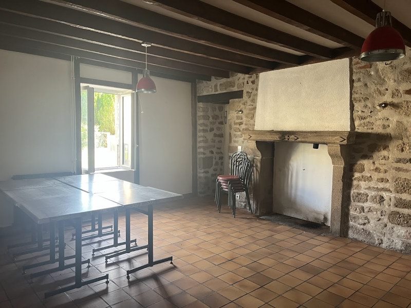 Vente Maison SOUBREBOST - 5 pièces -132 m² - (23250)