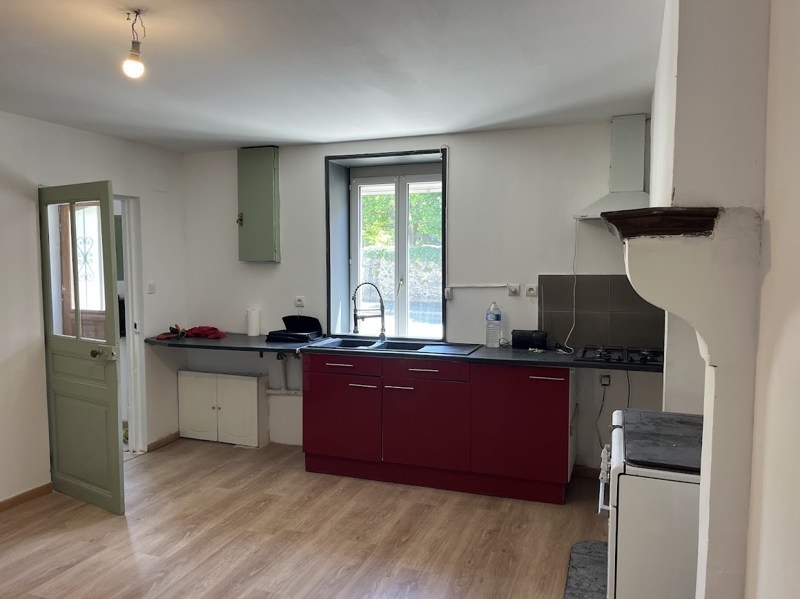 Vente Maison ST HILAIRE LE CHATEAU - 9 pièces -210 m² - (23250)