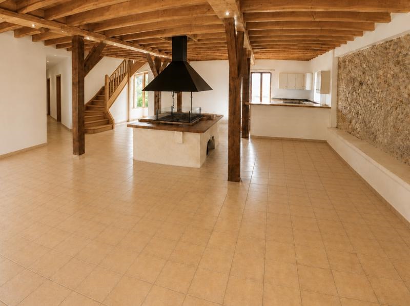 Vente Maison BOURGANEUF - 9 pièces -323 m² - (23400)