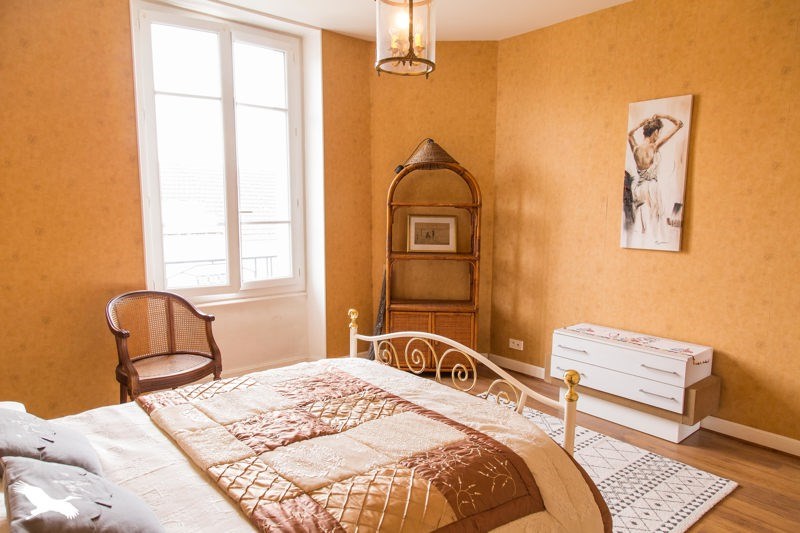 Vente Immeuble BOURGANEUF - -  276 m² - (23400)