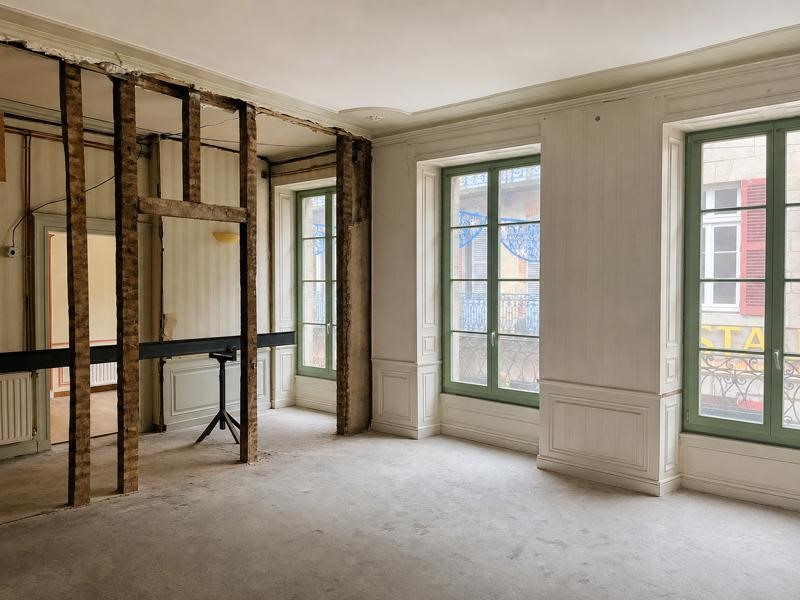 Vente Maison AUBUSSON - 7 pièces -460 m² - (23200)